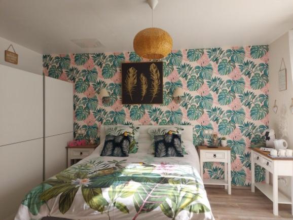Les Nids De La Baie Bed & Breakfast Favieres  Luaran gambar